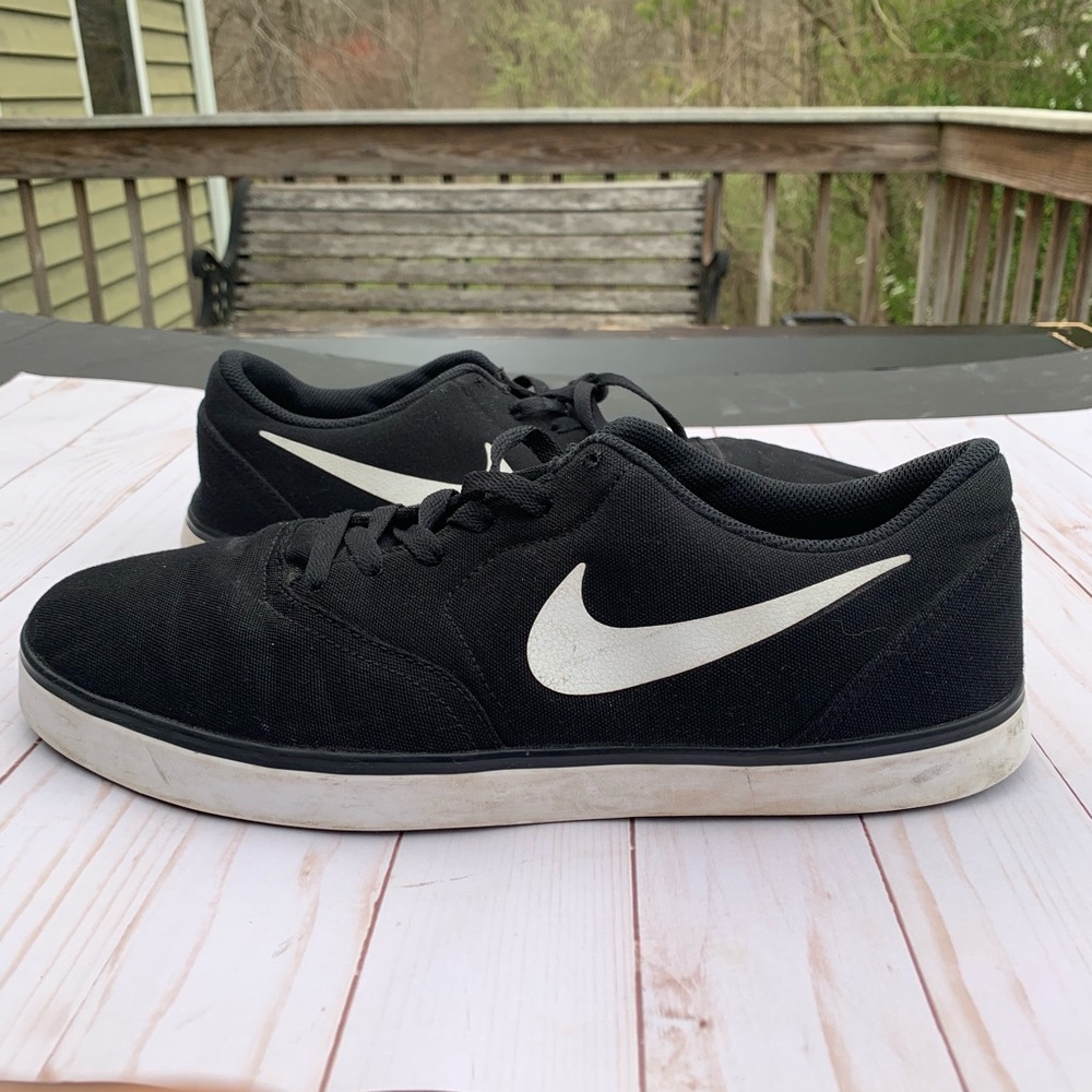 Men’s Nike SB Black Fabric Shoe